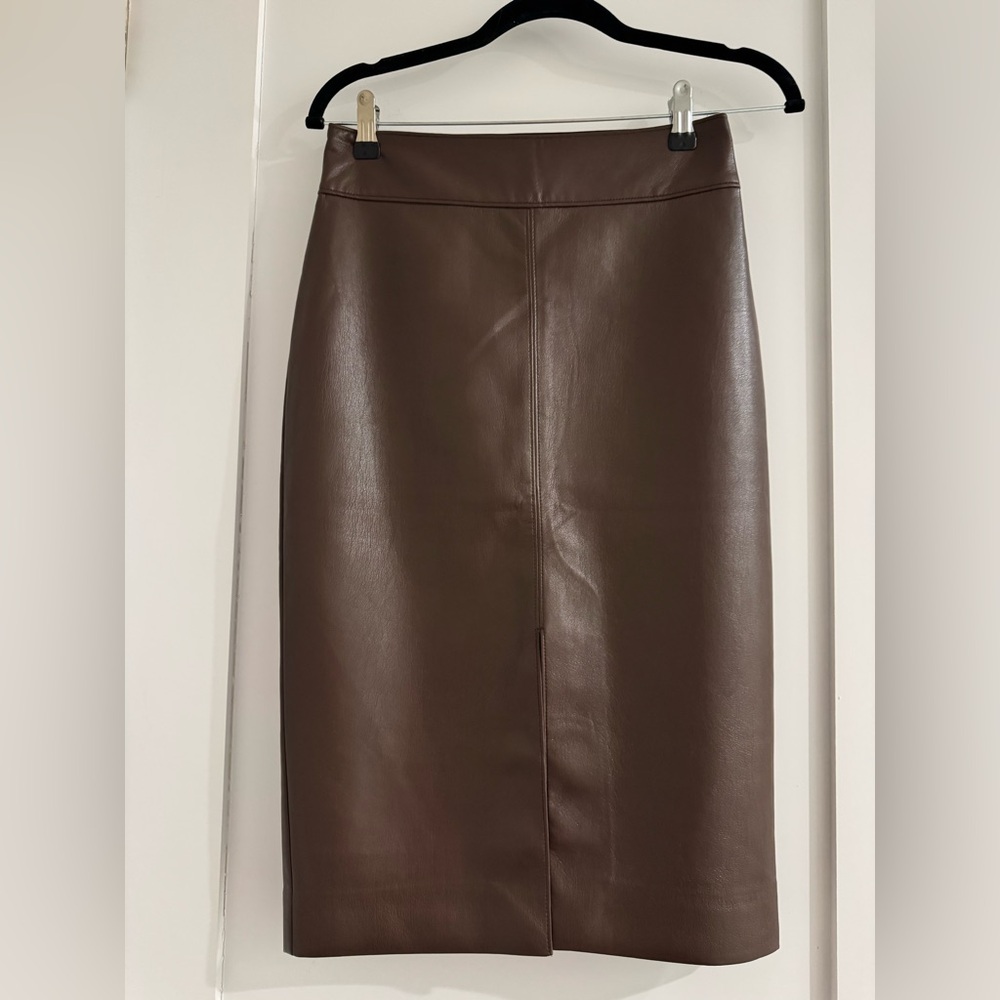 Aritzia Babaton Brown Faux Leather Pencil Skirt Size 2